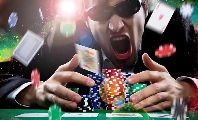 Filipino player joining a phnice Bingo room on mobile